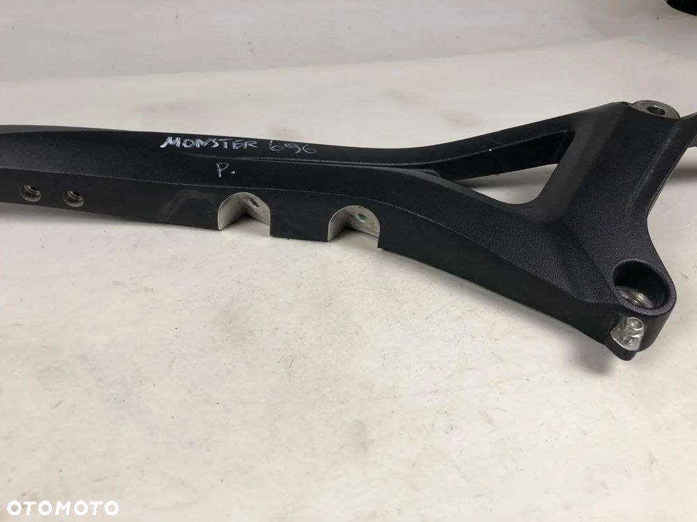 Ducati Monster 696 796 1100 Prawa Rama Stelaż Tył - 2