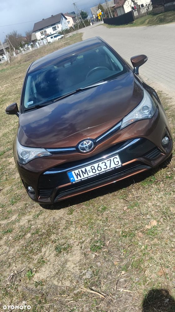 Toyota Avensis 1.8 Selection - 1