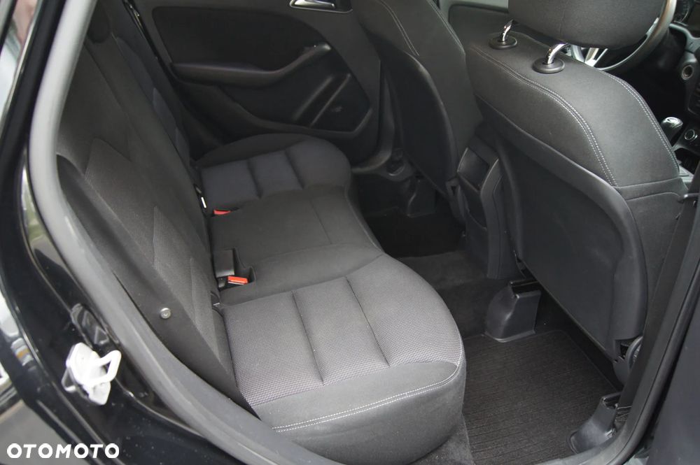 Mercedes-Benz Klasa B 180 CDI BlueEFFICIENCY Edition 1 - 17