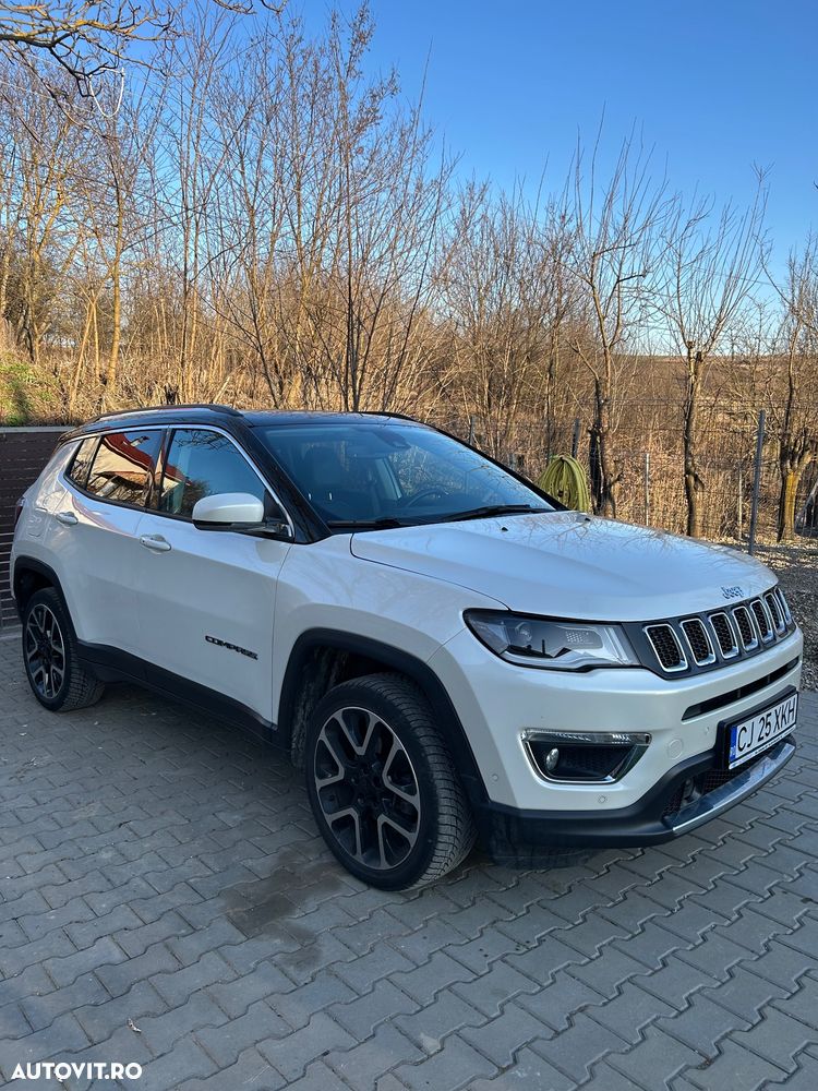 Jeep Compass - 1