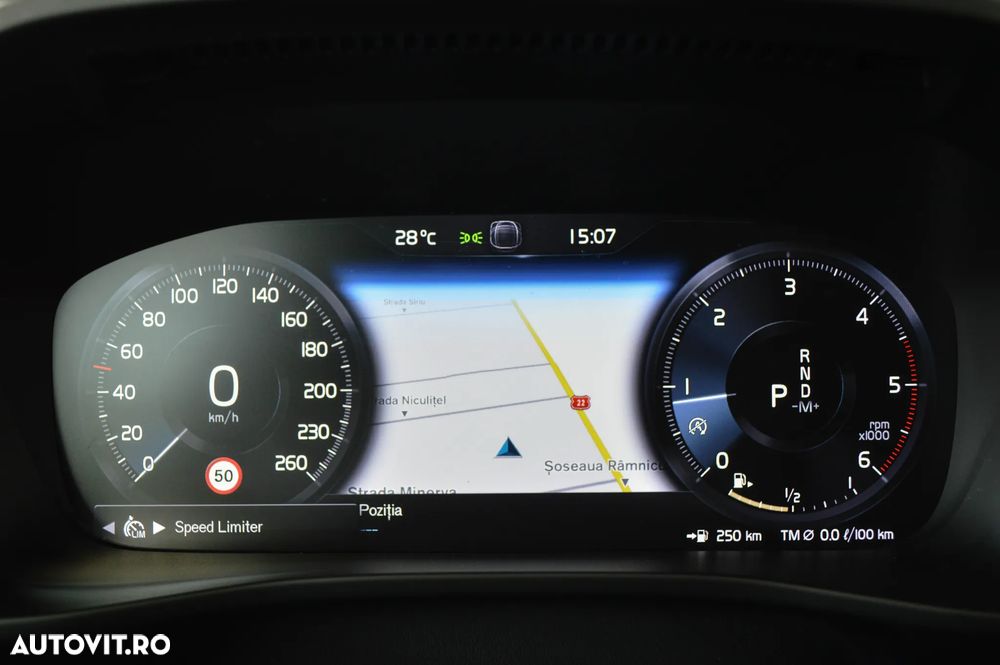 Volvo XC 40 D4 AWD Inscription - 18