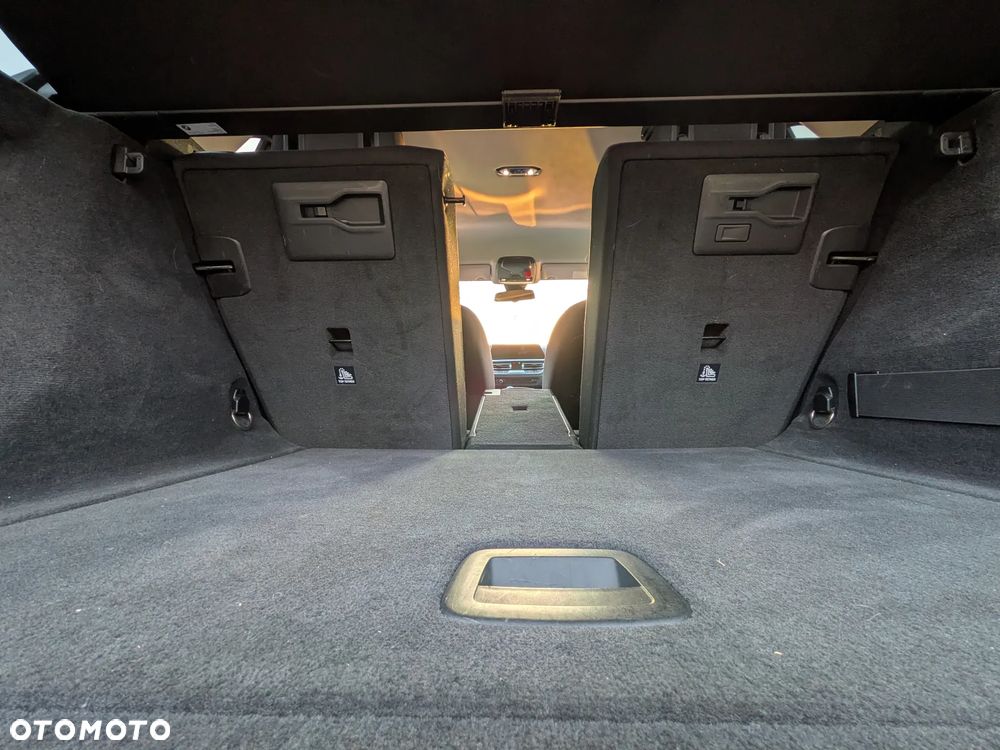 BMW Seria 3 318d - 22