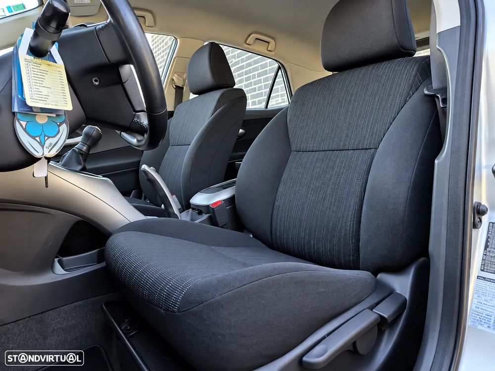 Toyota Auris 1.4 VVT-i Sol - 5