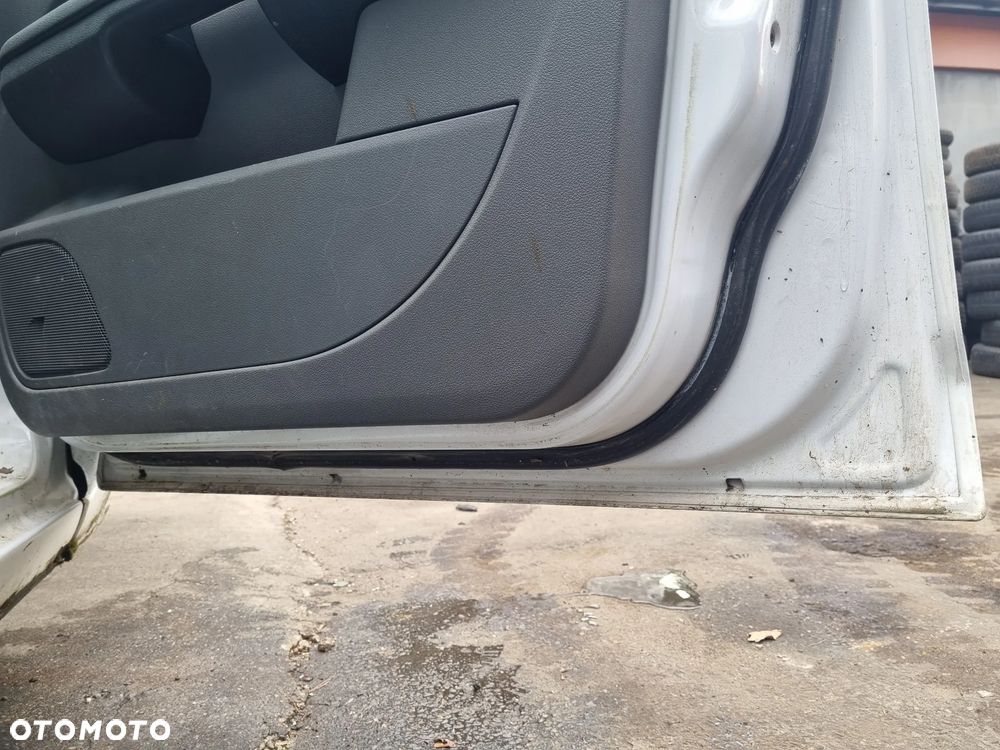 FORD FOCUS II MK2 04-11 2009 r. LIFT KOMBI kod 56 drzwi prawy przód PP * - 11