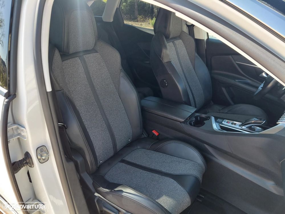 Peugeot 3008 1.2 PureTech Allure EAT6 - 9