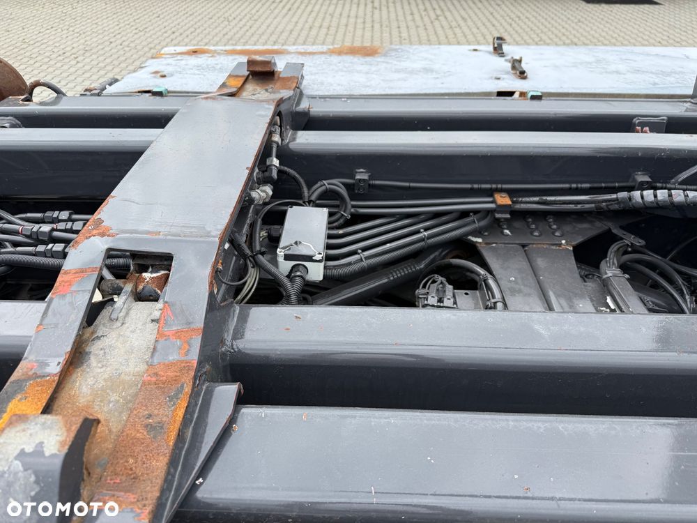 Renault K480 / HAKOWIEC / 8X4 / SYPIALNA KABINA / SILNIK 13L / Z FRANCJI / STAN BDB / / / - 21