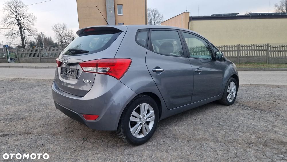 Hyundai ix20 1.4 blue Comfort - 4