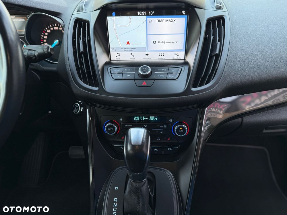 Ford Kuga 1.5 EcoBoost 4x4 Titanium - 17