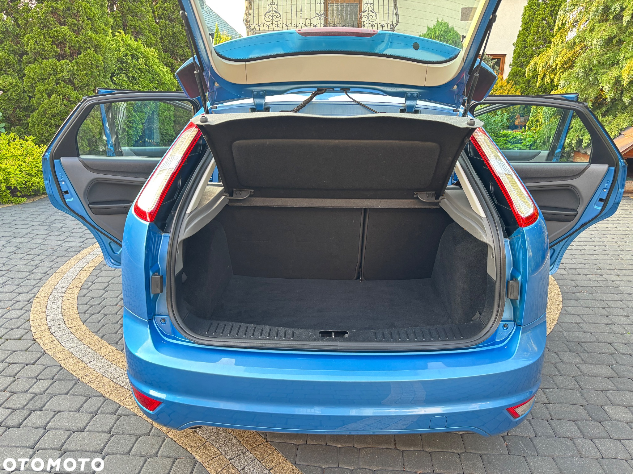 Ford Focus 2.0 16V Sport - 14