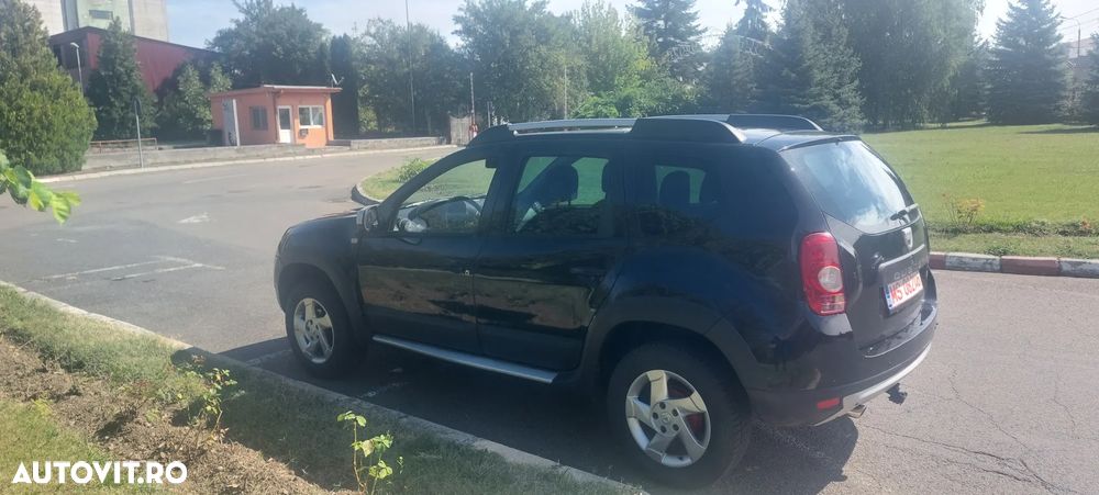 Dacia Duster 1.6 4x4 Laureate - 2