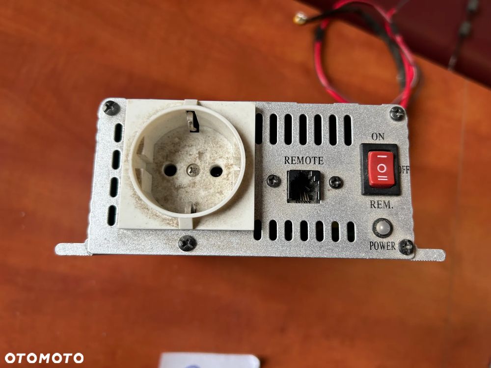 INT-300W Przetwornica Napięcie 12V/230V, 300W - 6
