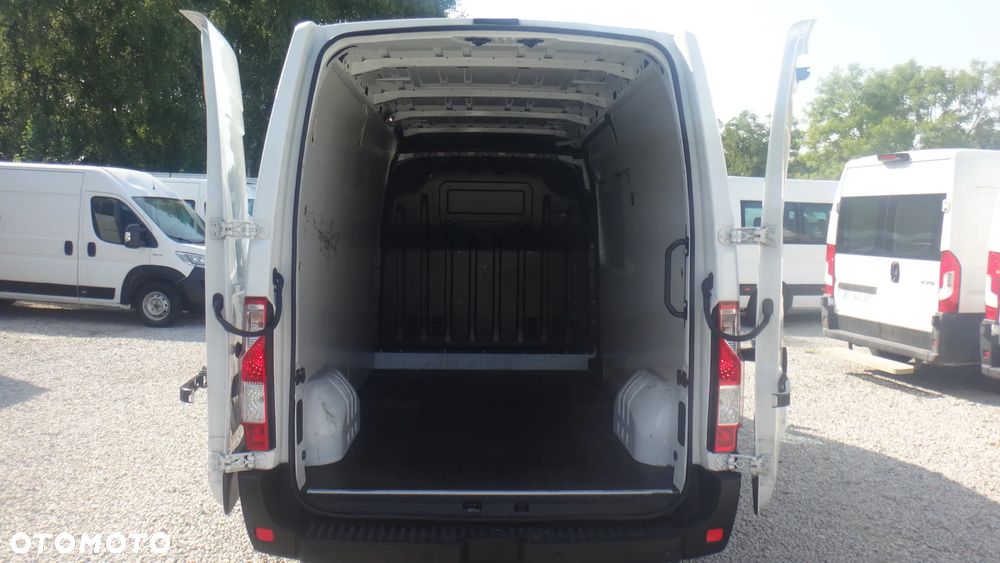 Opel Movano - 8