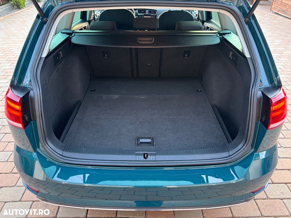 Volkswagen Golf 1.6 TDI DSG Sound - 14
