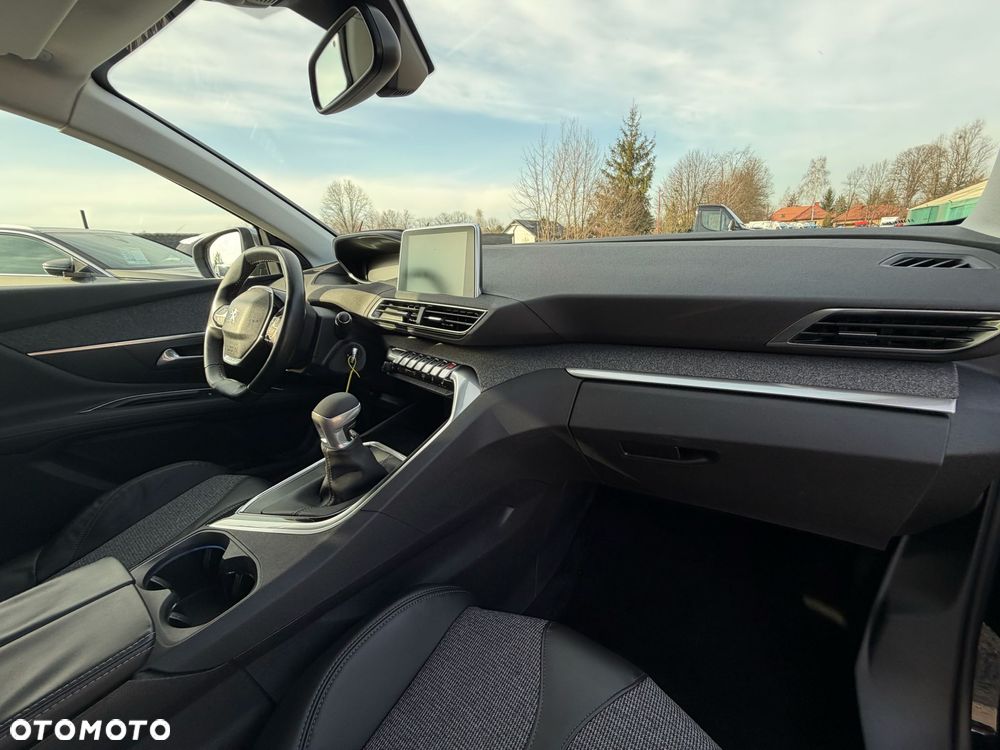 Peugeot 3008 BlueHDi 130 Stop & Start Allure - 23