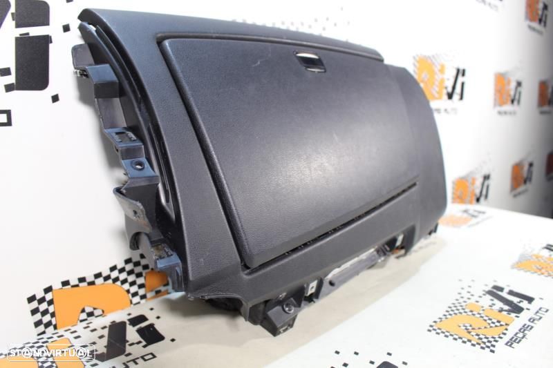 Porta-Luvas Bmw 1 (E87)  Porta Luvas Bmw Serie 1 E81 / E82 / E87 / E88 - 2