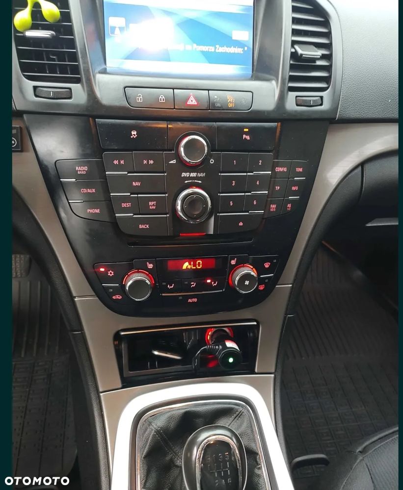 Opel Insignia 1.8 - 4