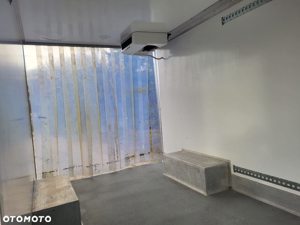 Renault Master III 2017r 161 tyś Izoterma chłodnia Mroźnia Sklep Food Truck Agregat zasilanie 230V Salon - 7