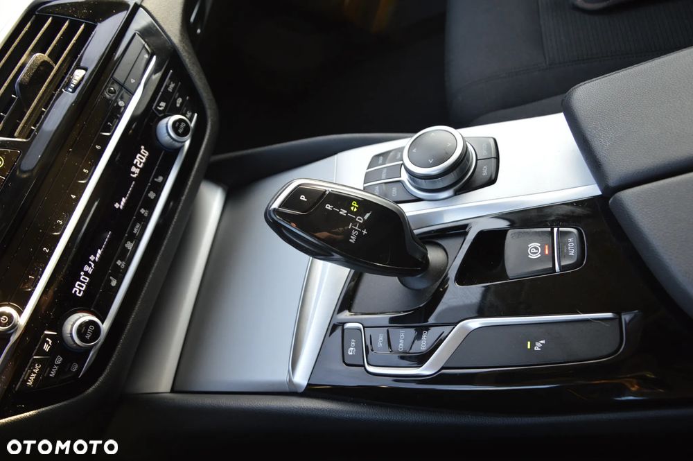 BMW Seria 5 - 11