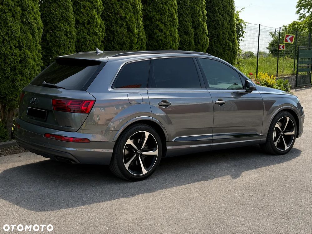 Audi Q7 - 3