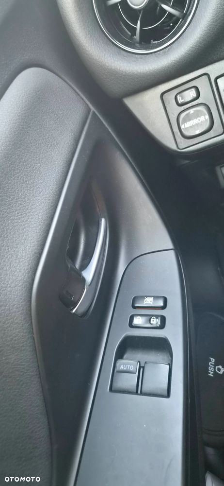 Toyota Yaris - 14