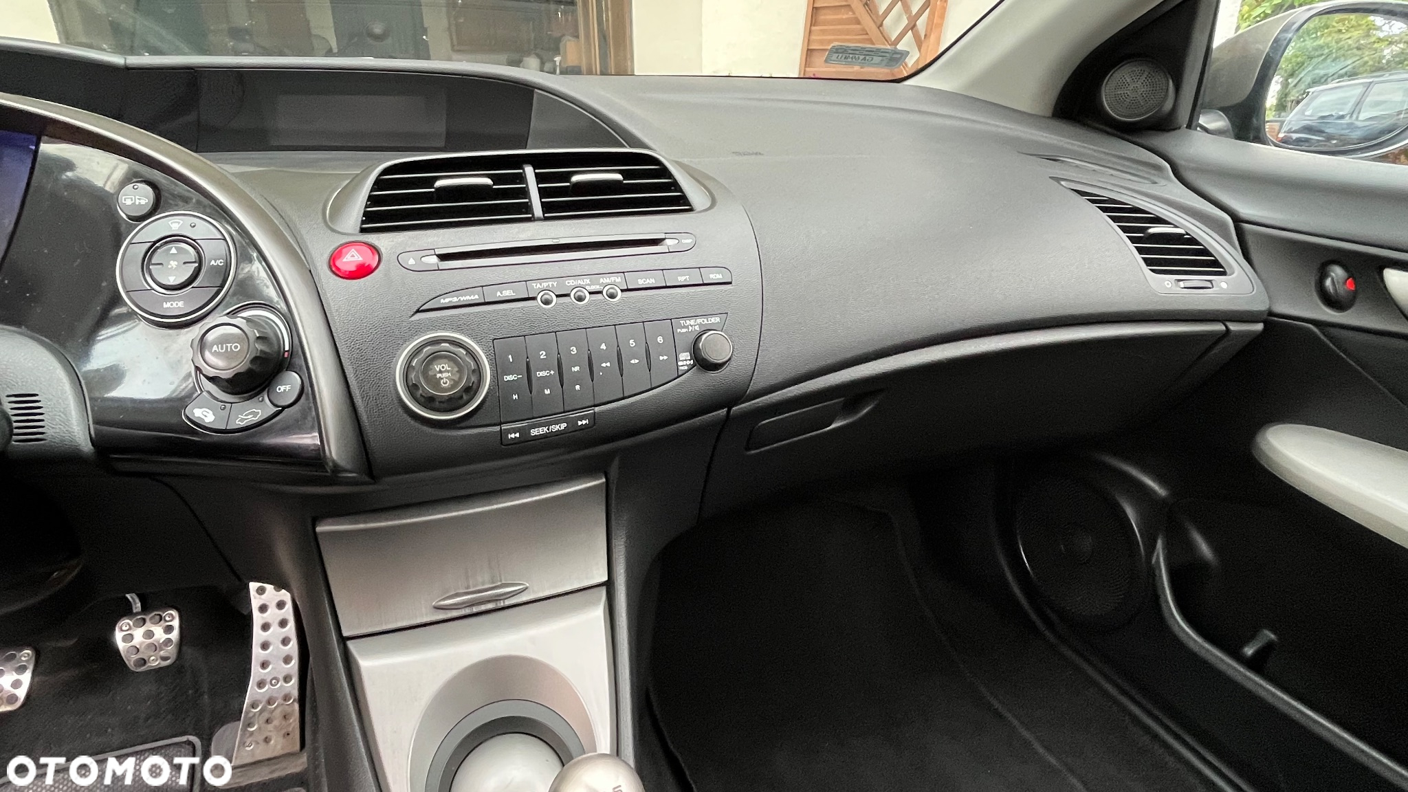 Honda Civic 1.8 Sport - 13