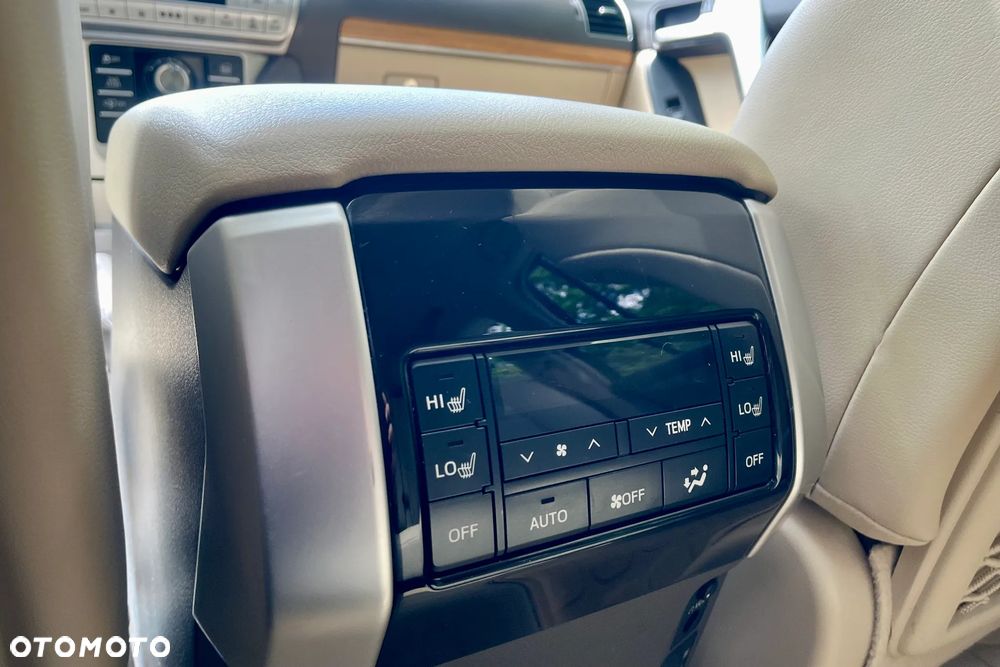 Toyota Land Cruiser 2.8 D-4D Automatik Executive - 17