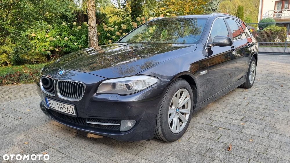 BMW Seria 5 525d - 1
