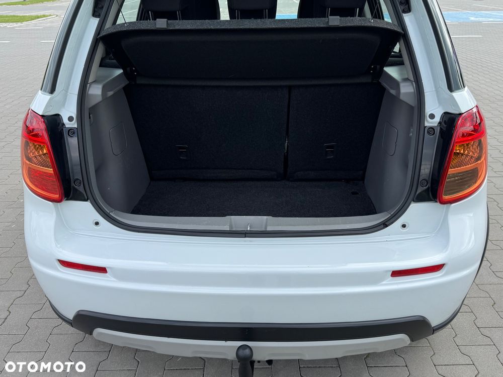Suzuki SX4 1.6 VVT 4x4 Style - 9