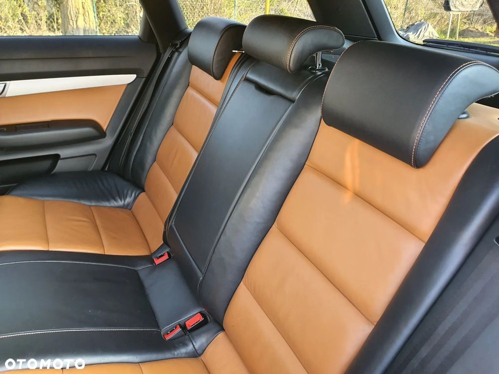 Audi A6 Avant 2.7 TDI DPF quattro tiptronic - 29