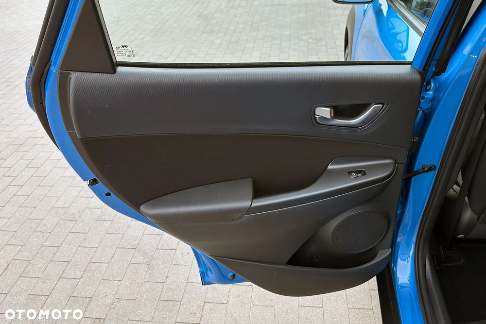 Hyundai Kona - 31