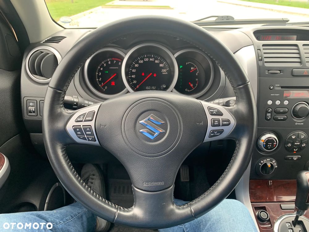 Suzuki Grand Vitara - 16