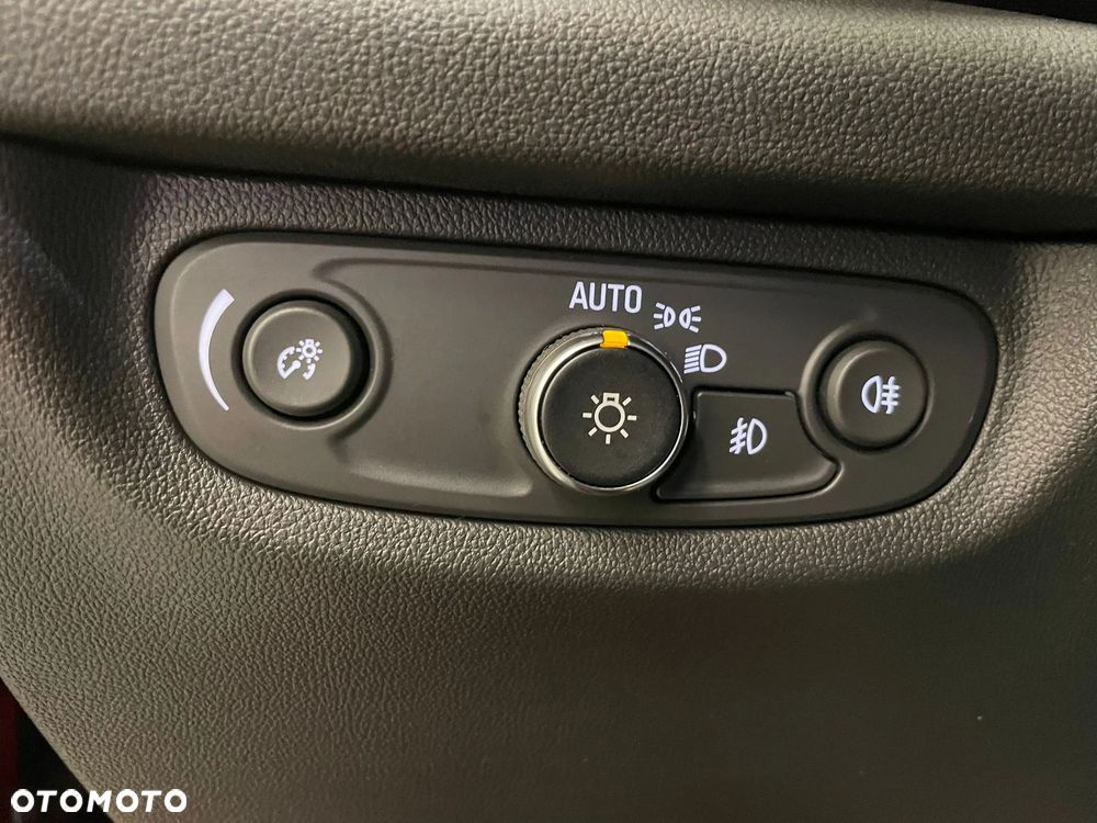 Opel Insignia - 16