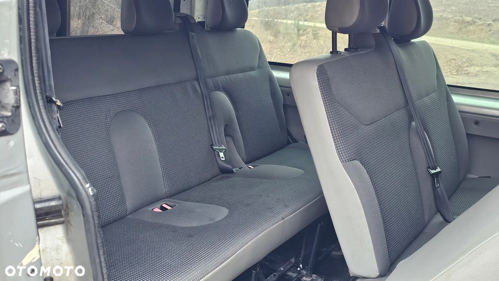 Opel Vivaro - 14