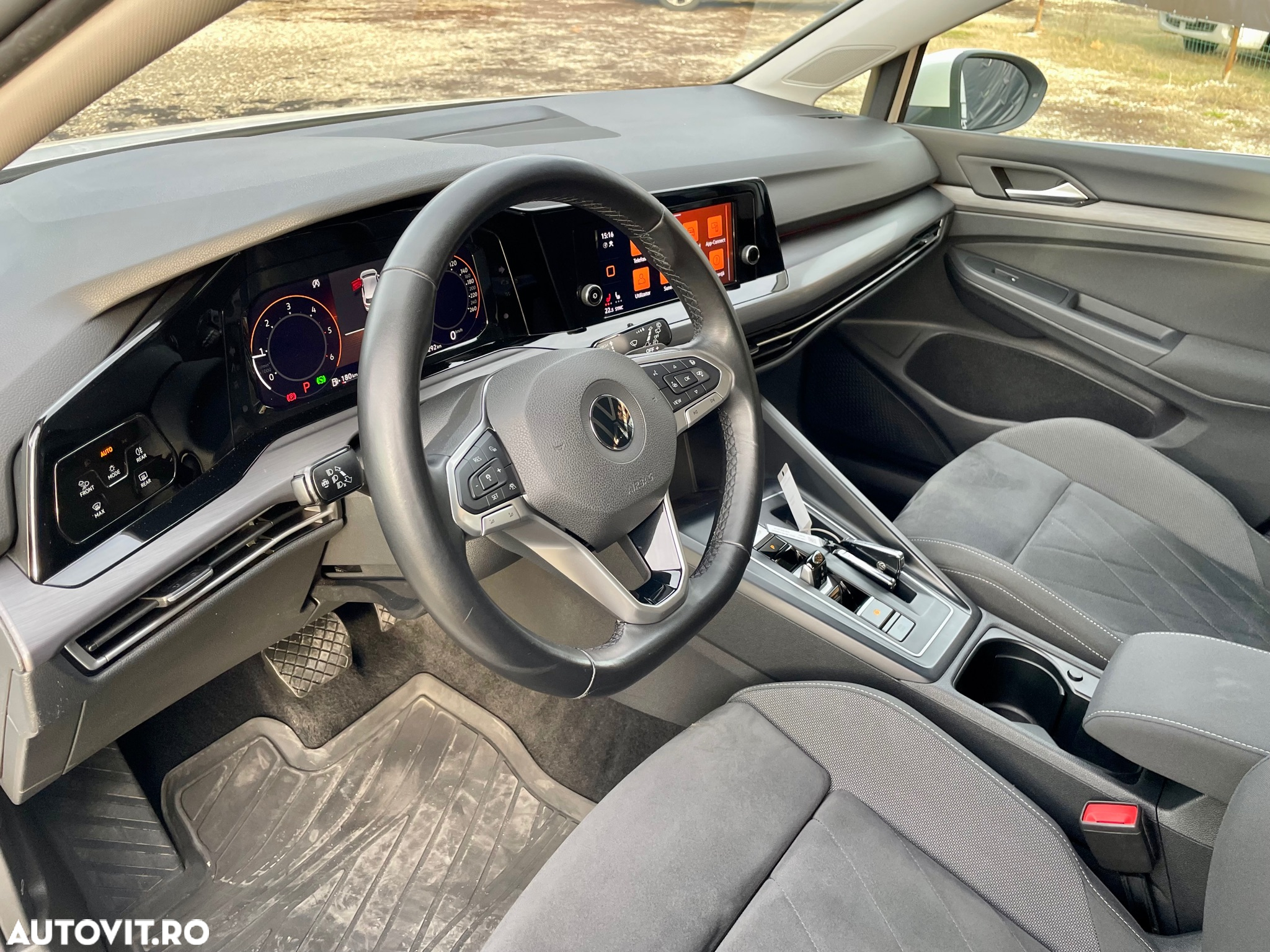 Volkswagen Golf 2.0 TDI DSG Style - 5