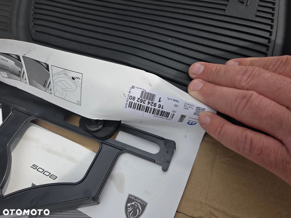 Komplet dywaników gumowych Peugeot E-5008 P74 5008 Plug-in Hybrid P74 1692436280 - 3