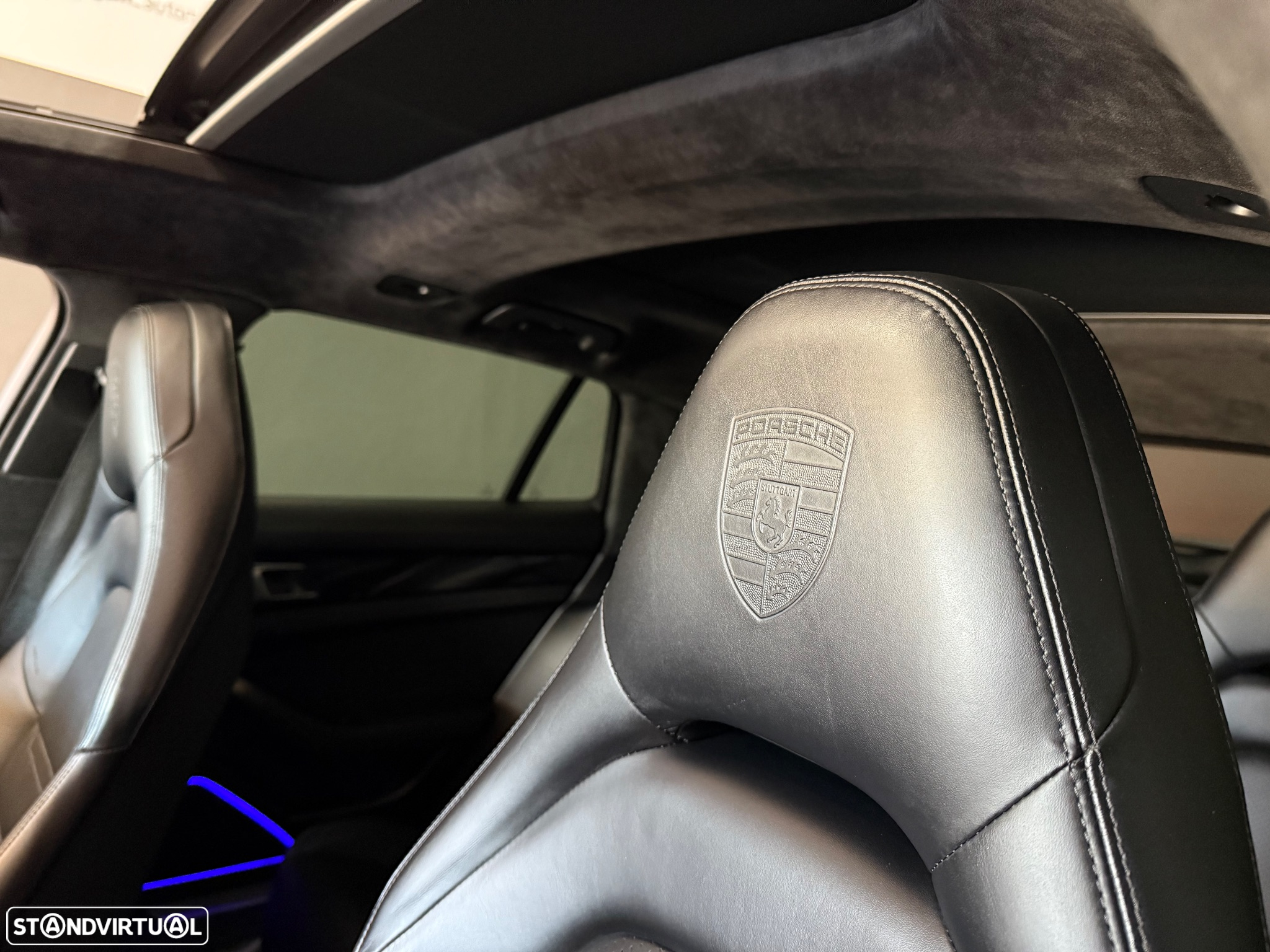 Porsche Panamera Sport Turismo 4 E-Hybrid 10 Years Edition - 6