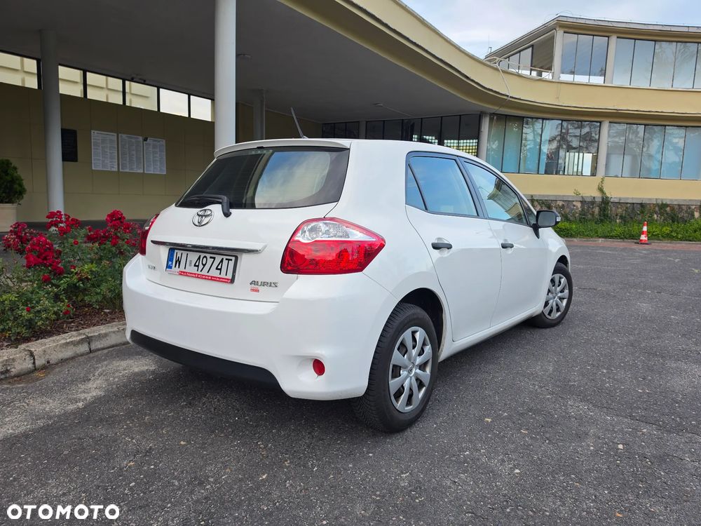 Toyota Auris 1.4 D-4D Life - 2