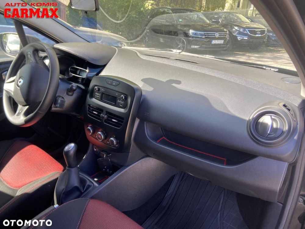 Renault Clio - 22
