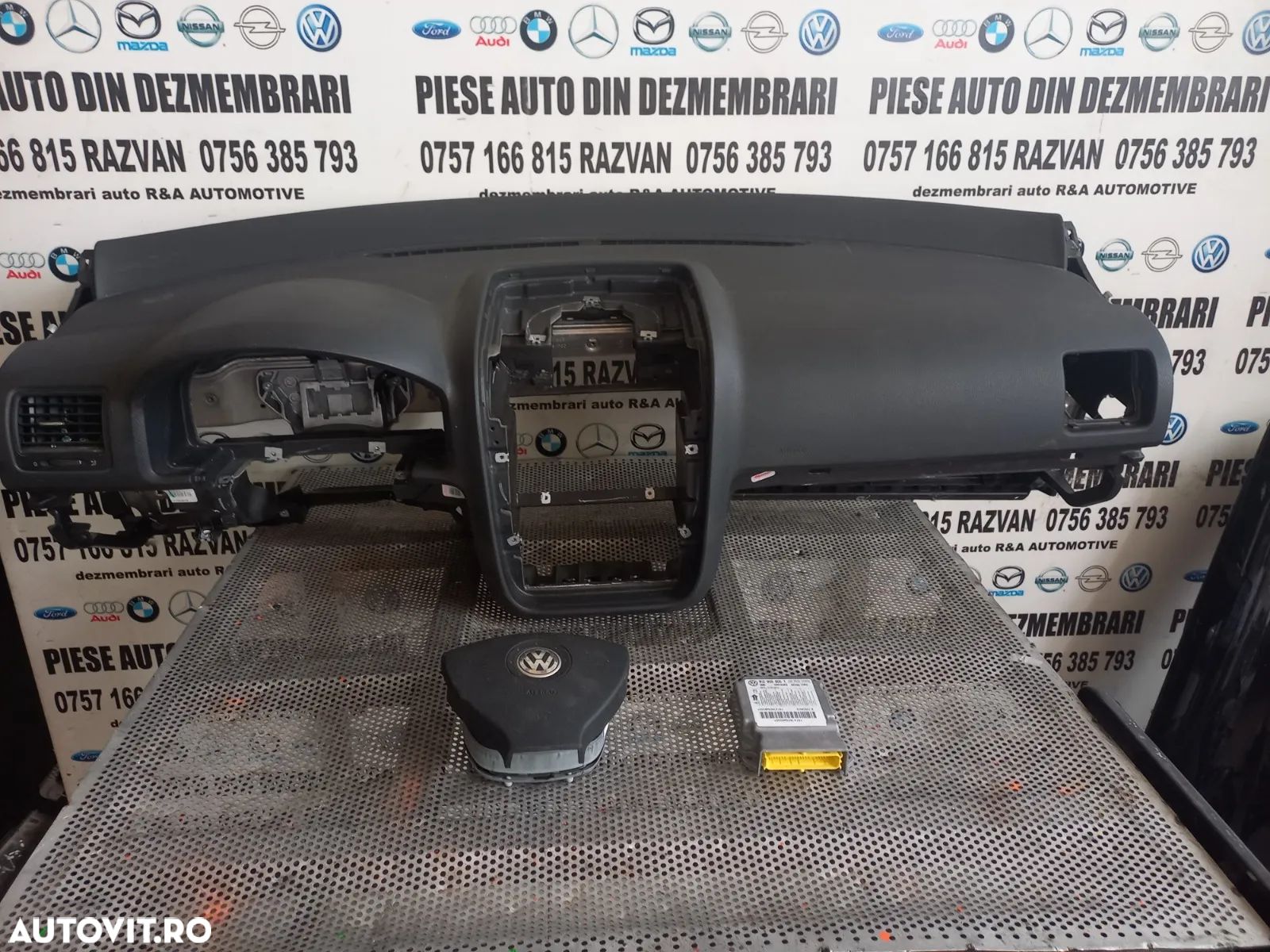 Plansa Bord Kit Airbag Vw Golf 5 Combi Break Variant Jetta Volan Stanga Europa Motor 1.4 Tsi CAX Cu - 1