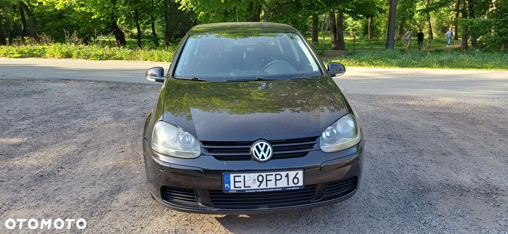 Volkswagen Golf - 1