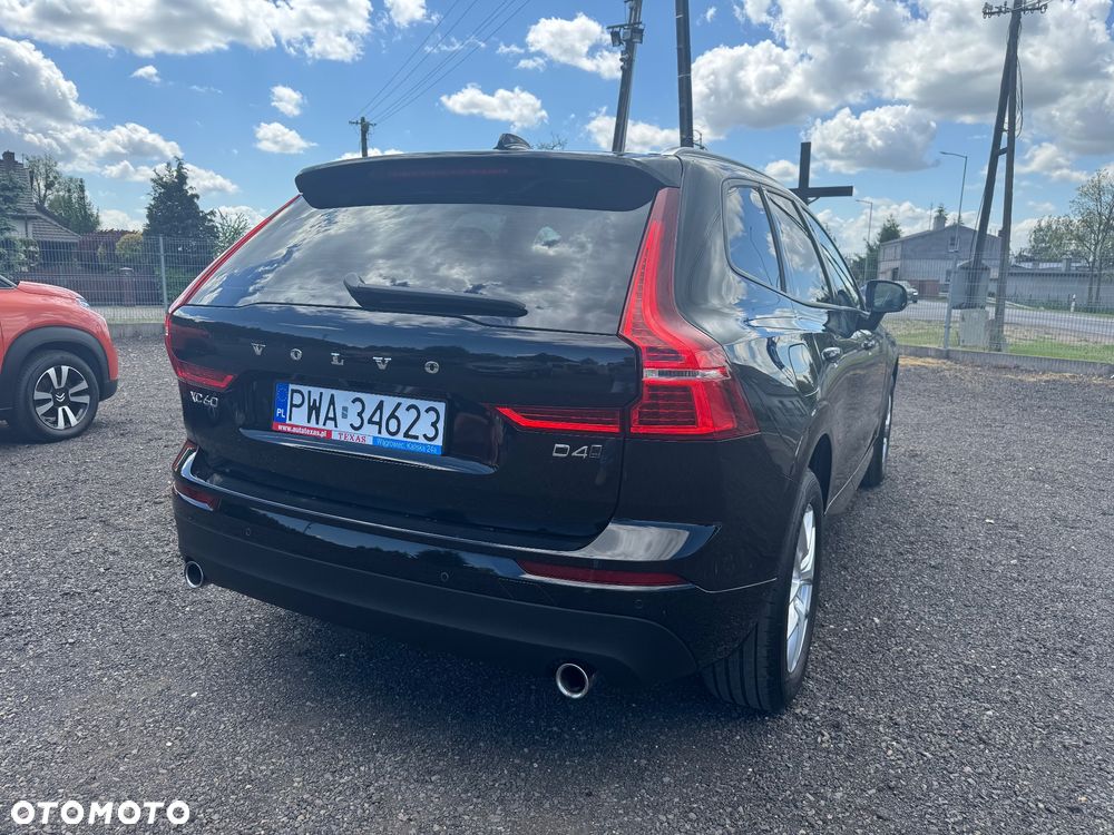 Volvo XC 60 D4 AWD Geartronic Momentum - 9