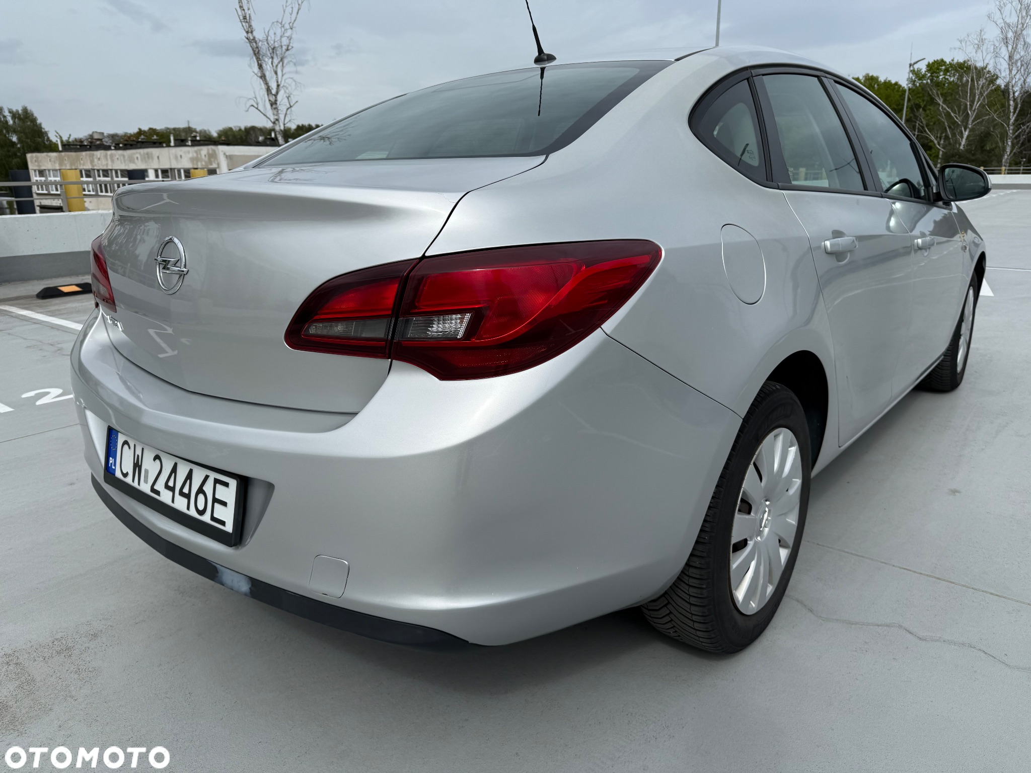 Opel Astra IV 1.6 Essentia - 7