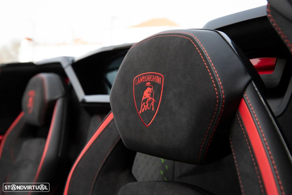 Lamborghini Aventador LP780-4 Ultimae Roadster - 34