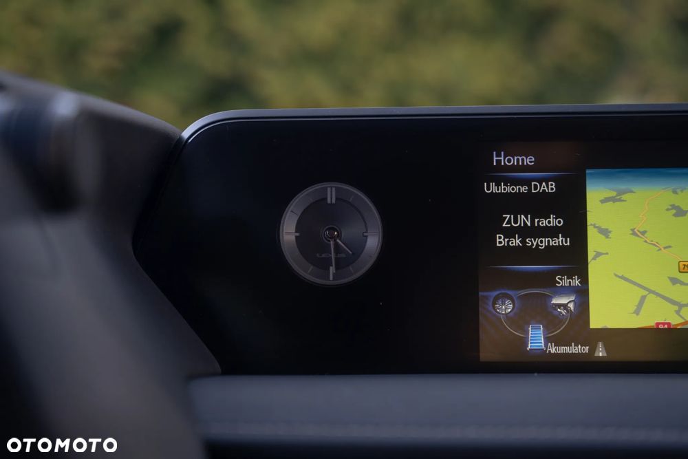 Lexus UX 250h Business Edition - 18