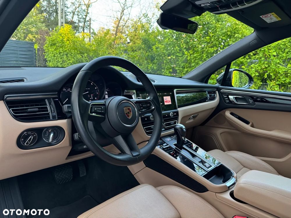 Porsche Macan T - 8