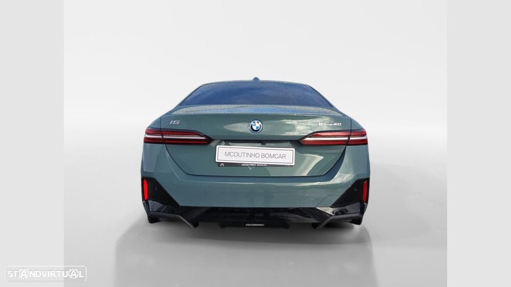 BMW i5 eDrive40 Pack Desportivo M - 8
