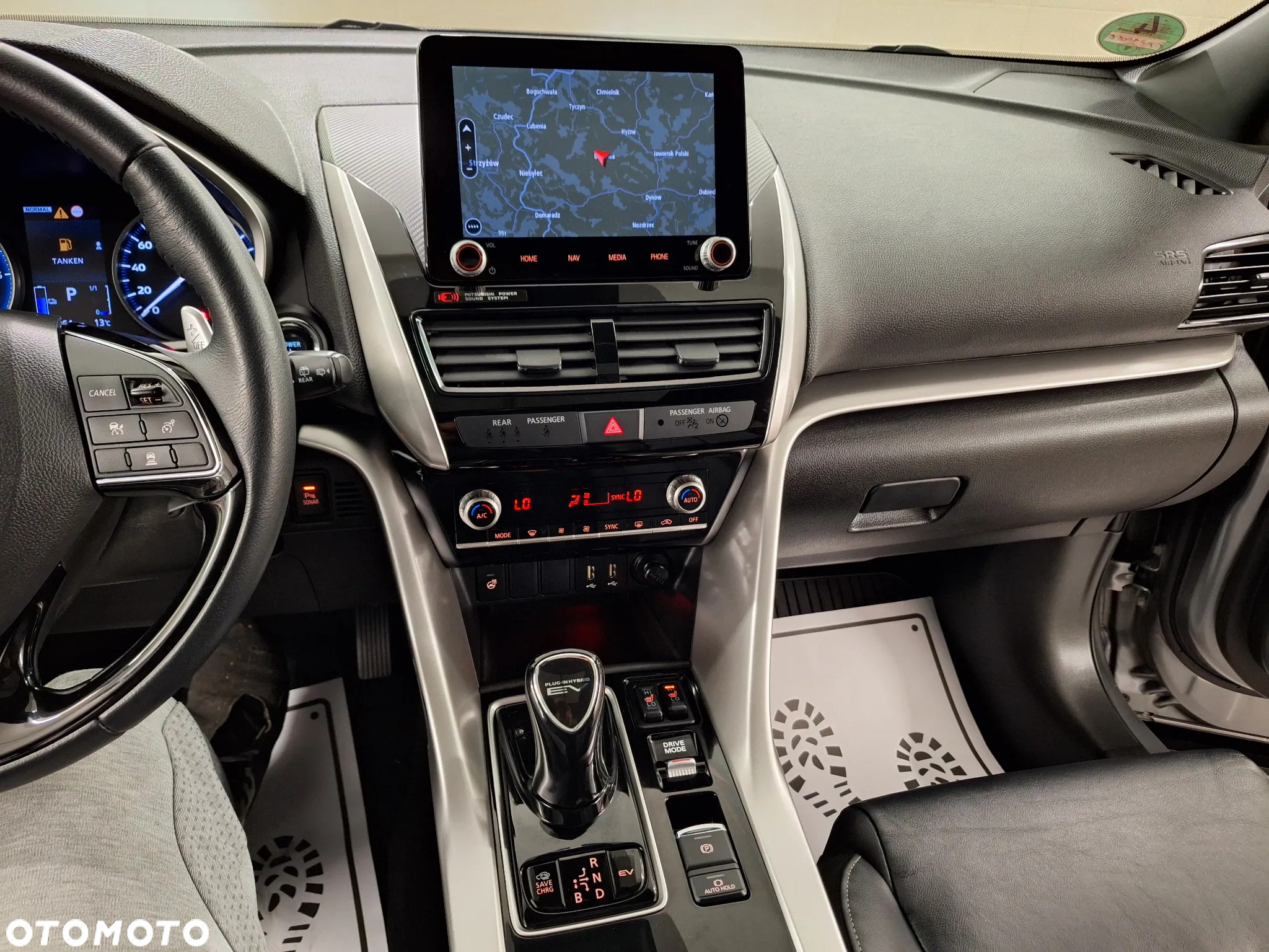 Mitsubishi Eclipse Cross Plug-In Hybrid 4WD Top - 34