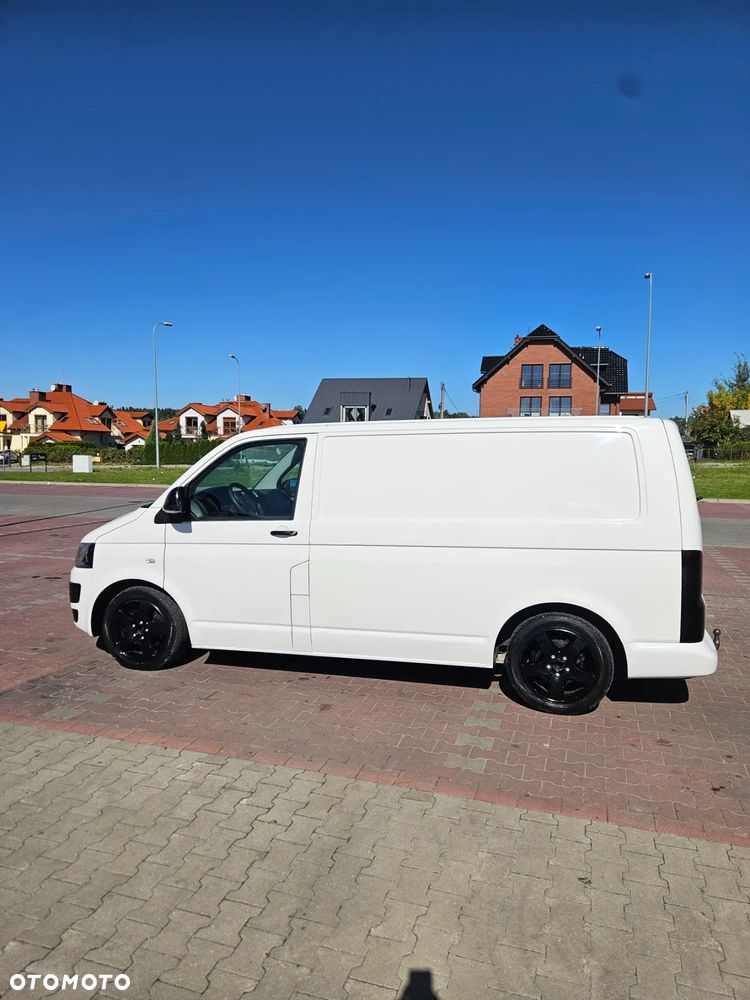 Volkswagen Transporter - 4
