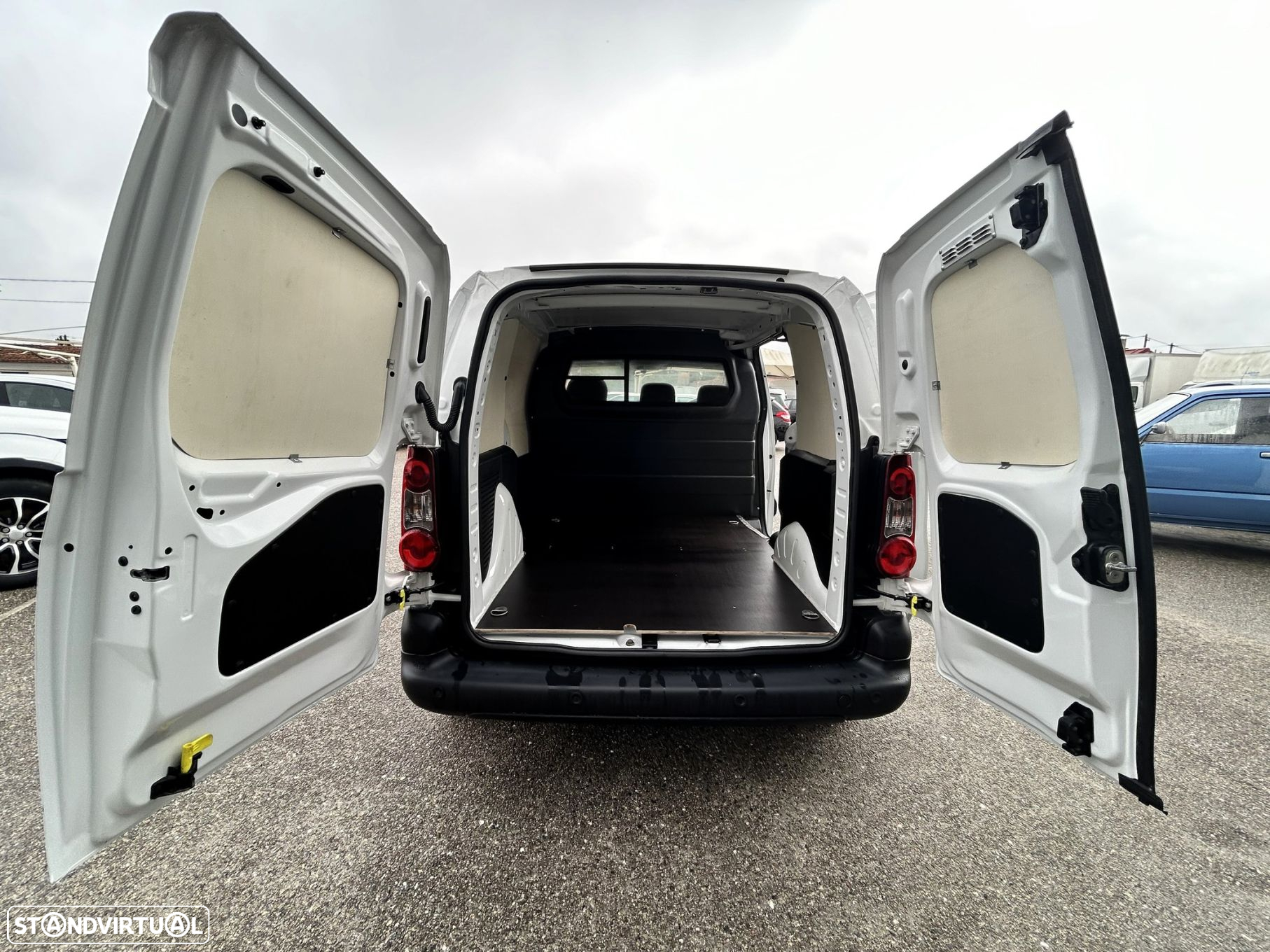 Citroën Berlingo 1.6 BLUEHDI L1 BVM5 E6 - 23