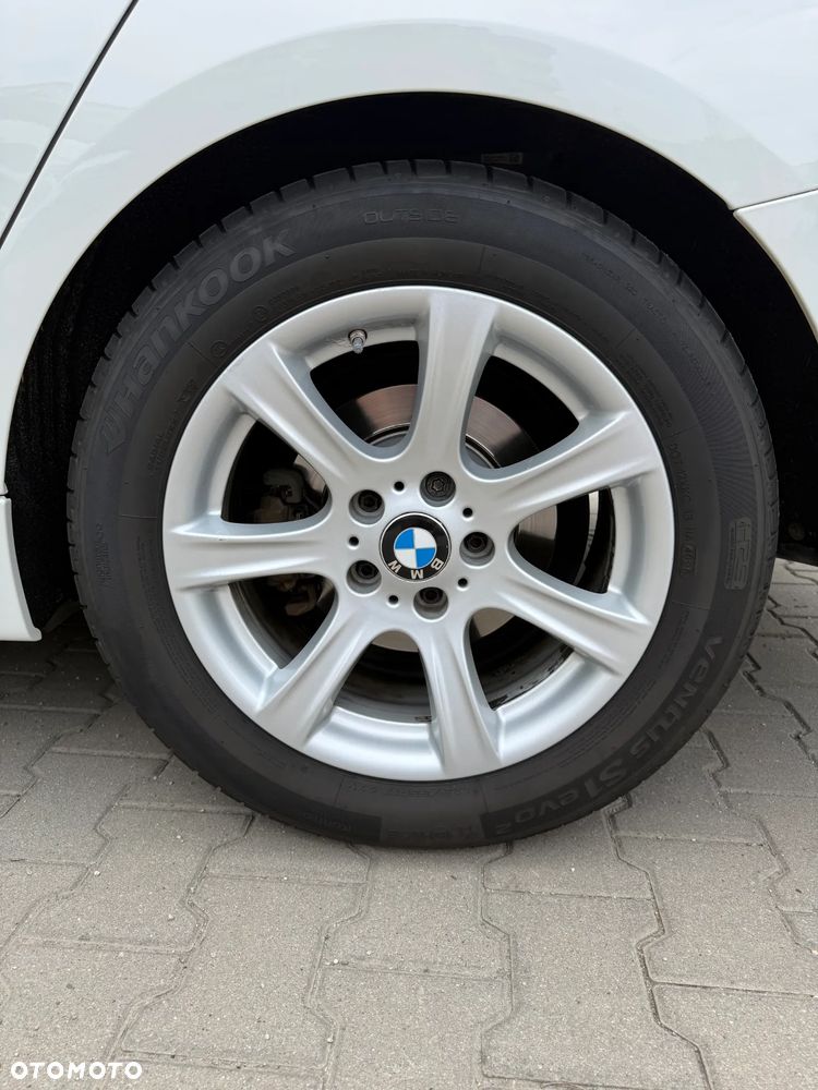BMW 3GT 318d - 25